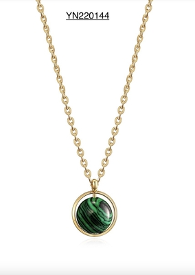 Collar con colgante de piedra redonda verde OEM, collar de joyería con par de torsión inoxidable dorado