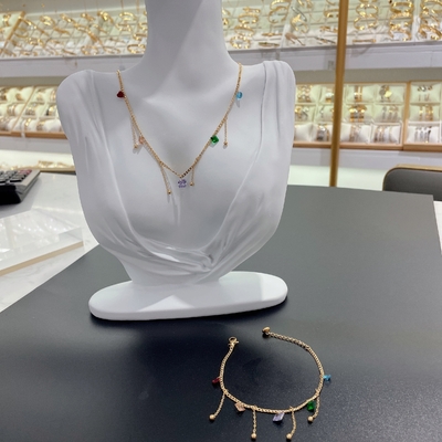 Nueva llegada de moda alta polaca más reciente oro color de acero inoxidable arete, collar, conjuntos de pulseras para dama