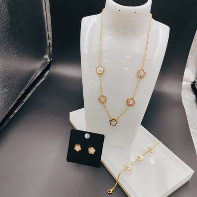 Nueva llegada de moda alta polaca más nuevo oro color de acero inoxidable arete, collar, conjuntos de pulseras con concha para dama