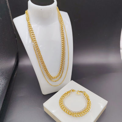 Nueva llegada de moda alta polaca más reciente oro color de acero inoxidable arete, collar, conjuntos de pulseras para dama